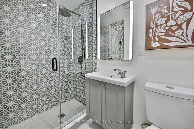 Additional property image - 28 Baronial Crt