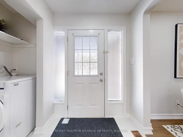 Additional property image - 130 Carolbreen Sq