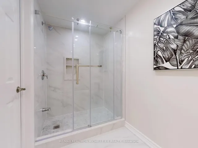 Additional property image - 130 Carolbreen Sq