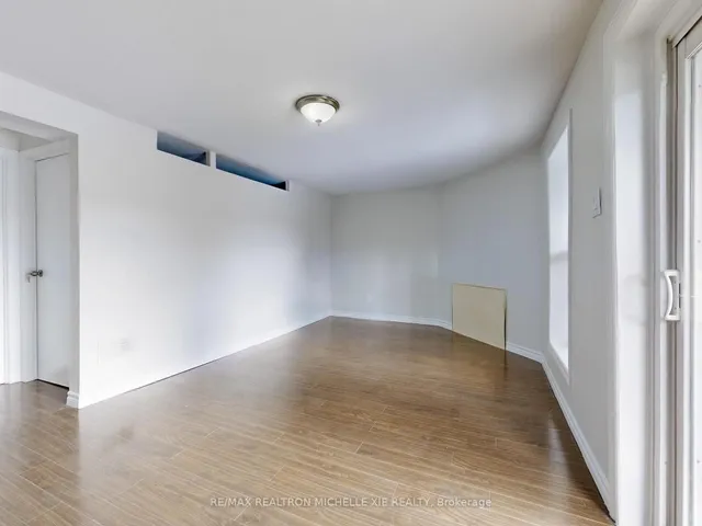 Additional property image - 130 Carolbreen Sq