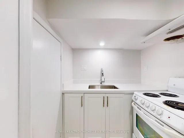 Additional property image - 130 Carolbreen Sq
