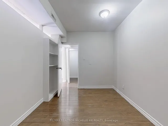 Additional property image - 130 Carolbreen Sq