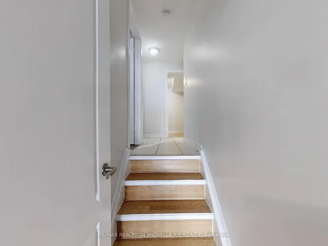 Additional property image - 130 Carolbreen Sq