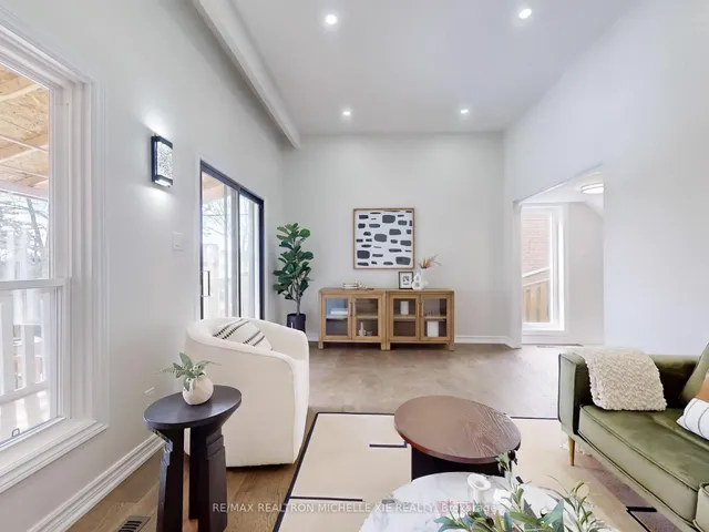 Additional property image - 130 Carolbreen Sq