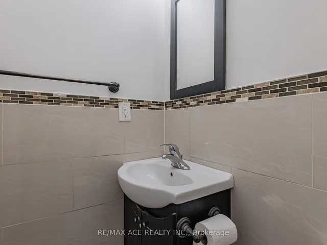 Additional property image - 504 Midland Ave