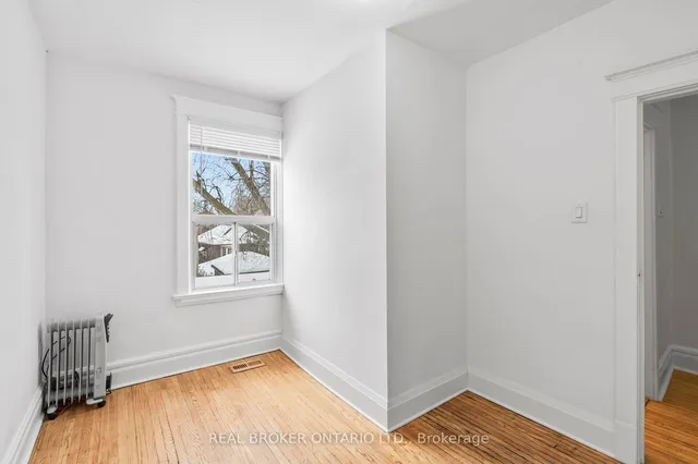 Additional property image - 32 Monarch Park Ave