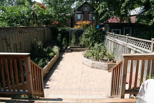 Additional property image - 32 Monarch Park Ave