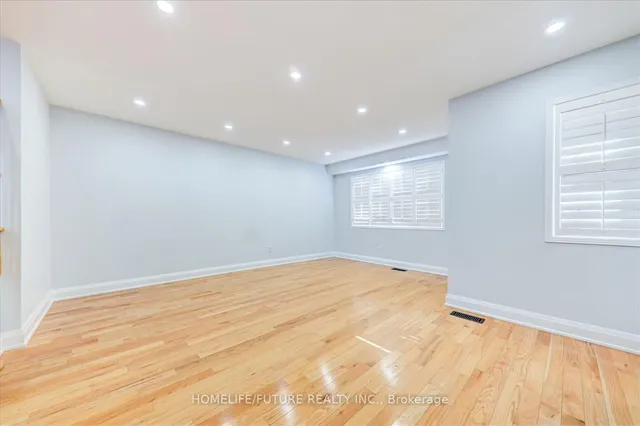 Additional property image - 30 Flatfield Terr