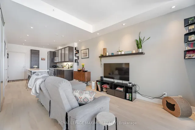 Additional property image - 66 Kippendavie Ave Unit 315