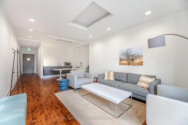Additional property image - 66 Kippendavie Ave Unit 315