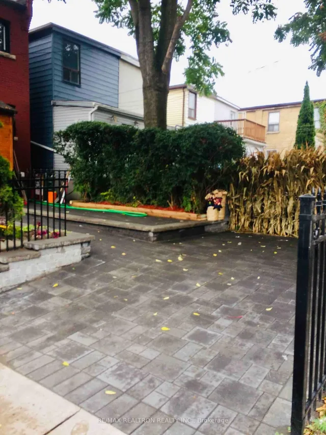 Additional property image - 541 Eastern Ave