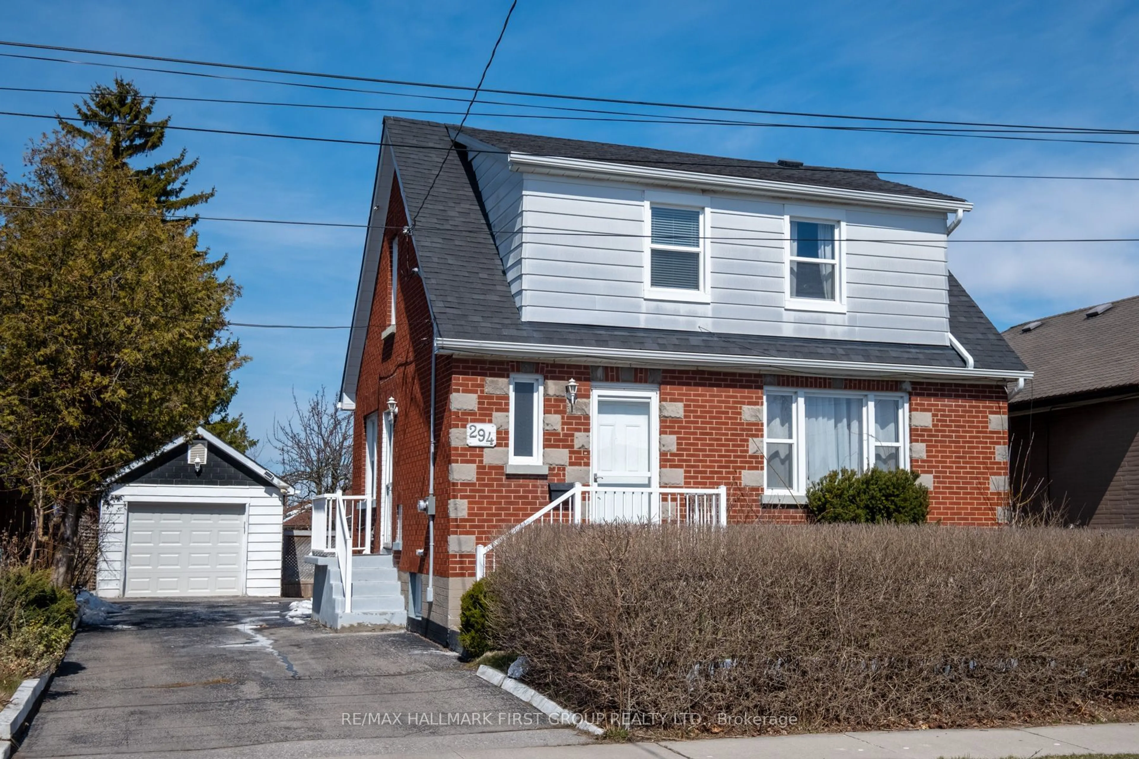 Home with brick exterior material, street for 294 Wolfe St, Oshawa Ontario L1H 3T7