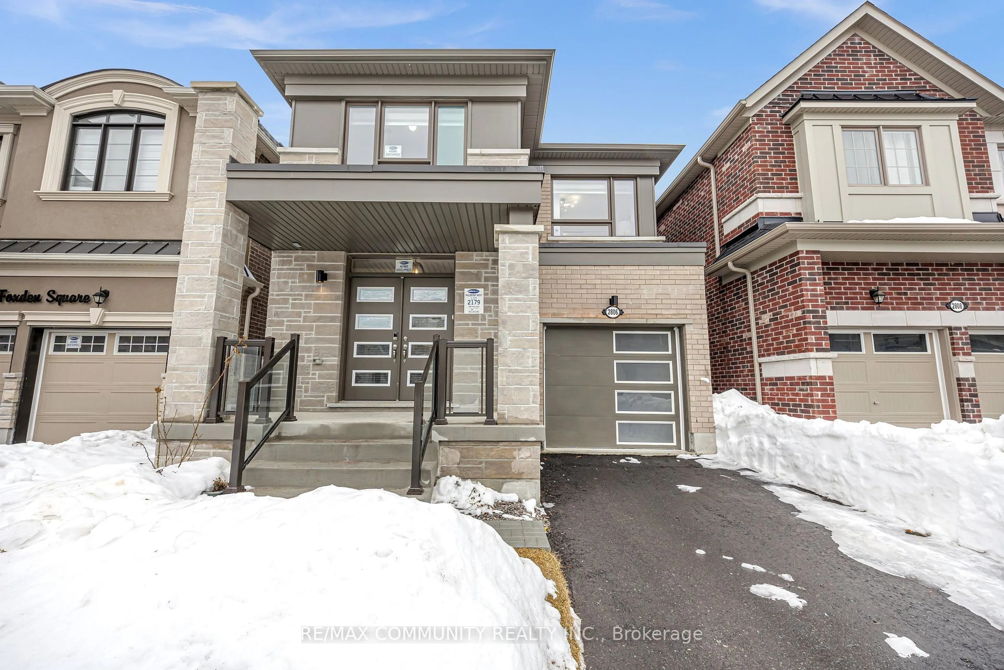 Home with brick exterior material, street for 2806 Foxden Sq, Pickering Ontario L1X 0N9