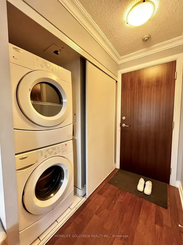 Additional property image - 181 Village Green Sq Unit 1419