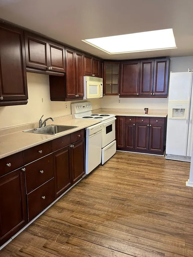 Additional property image - 2466 Eglinton Ave Unit 1510