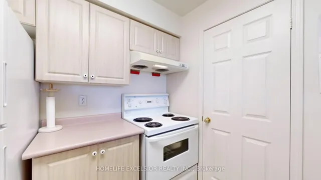 Additional property image - 5039 Finch Ave Unit 708
