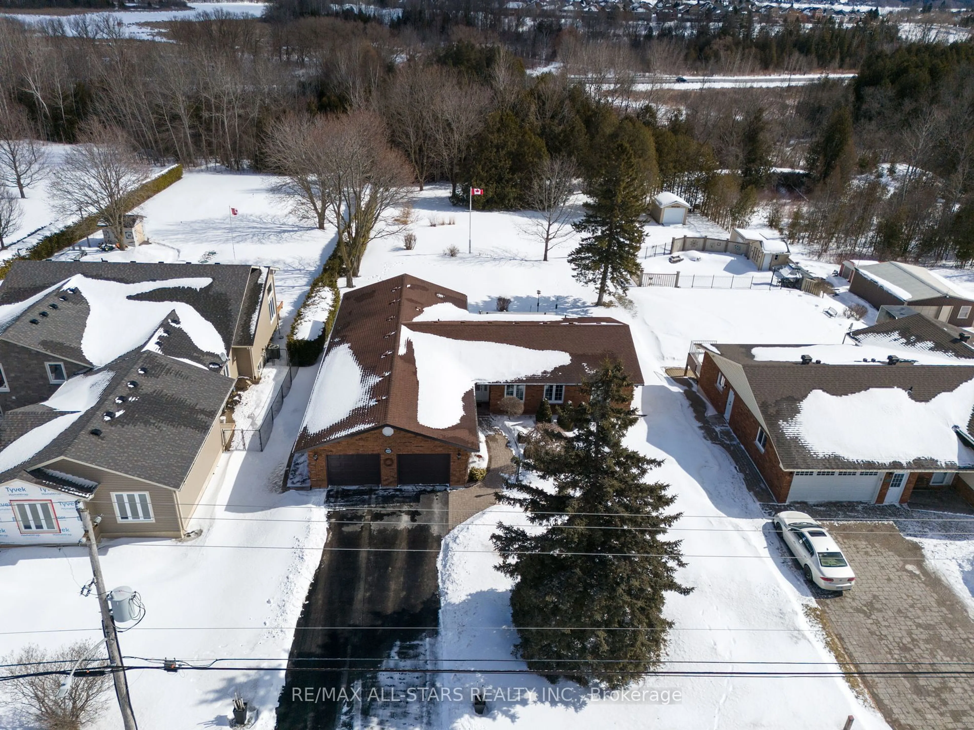 A pic from outside/outdoor area/front of a property/back of a property/a pic from drone, street for 16689 Old Simcoe Rd, Scugog Ontario L9L 1P1