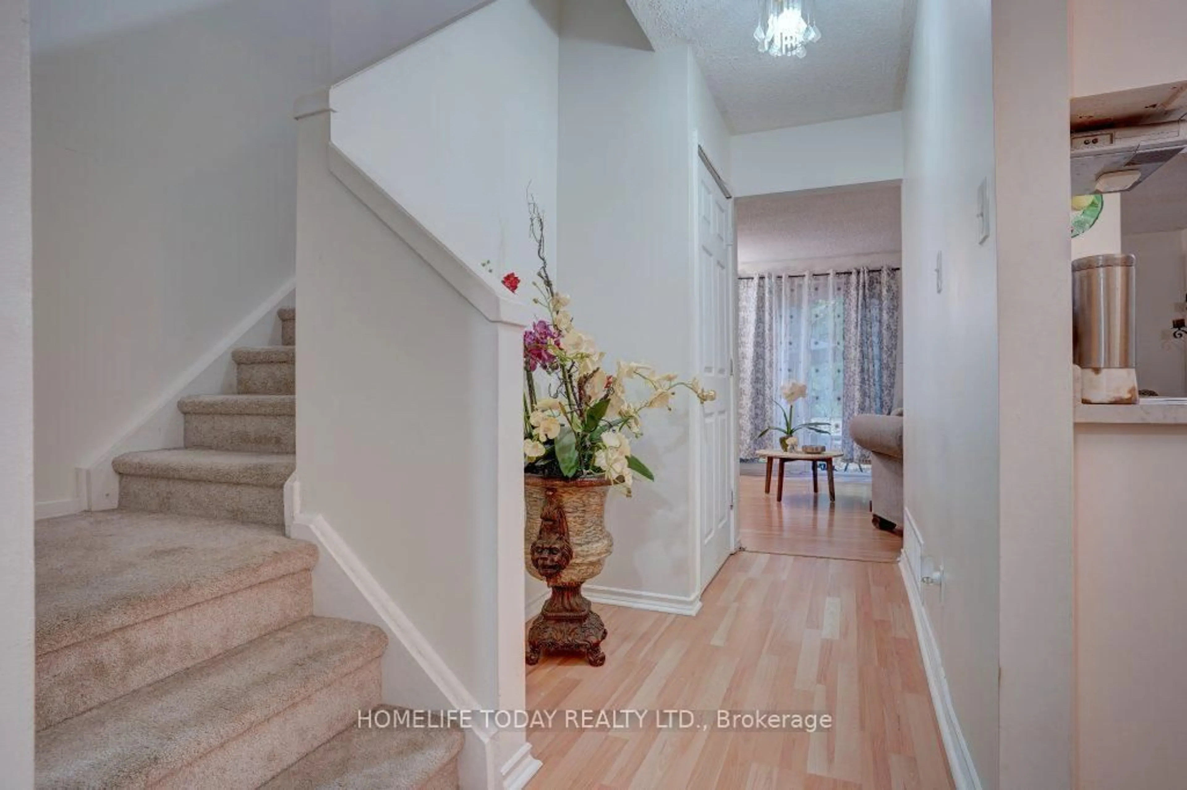 Indoor entryway for 161 Wickson Tr #44, Toronto Ontario M1B 1M4
