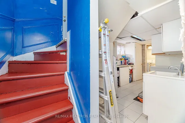 Additional property image - 133 Overture Rd