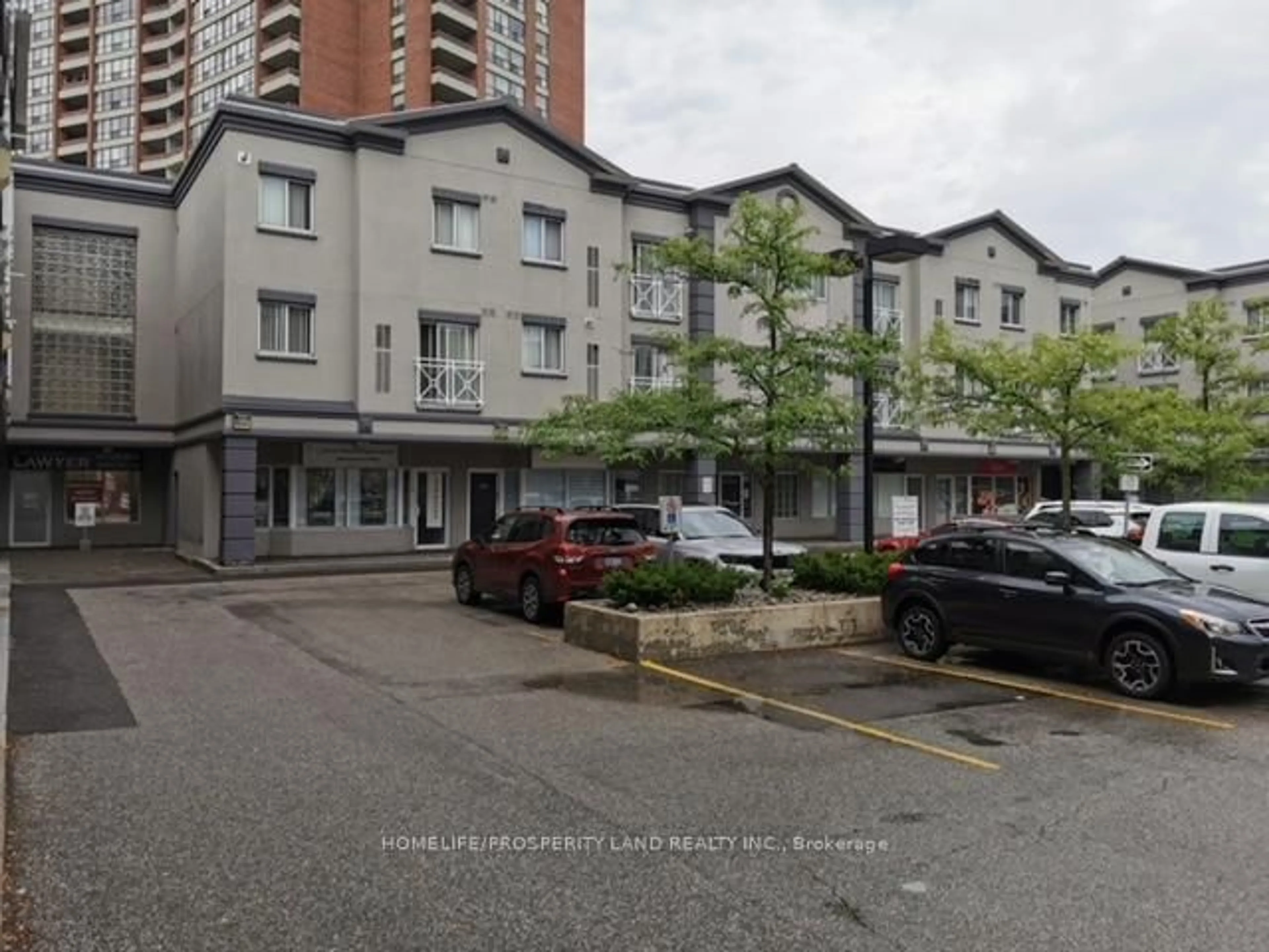 A pic from outside/outdoor area/front of a property/back of a property/a pic from drone, street for 2351 Kennedy Rd #116, Toronto Ontario M1T 3G9