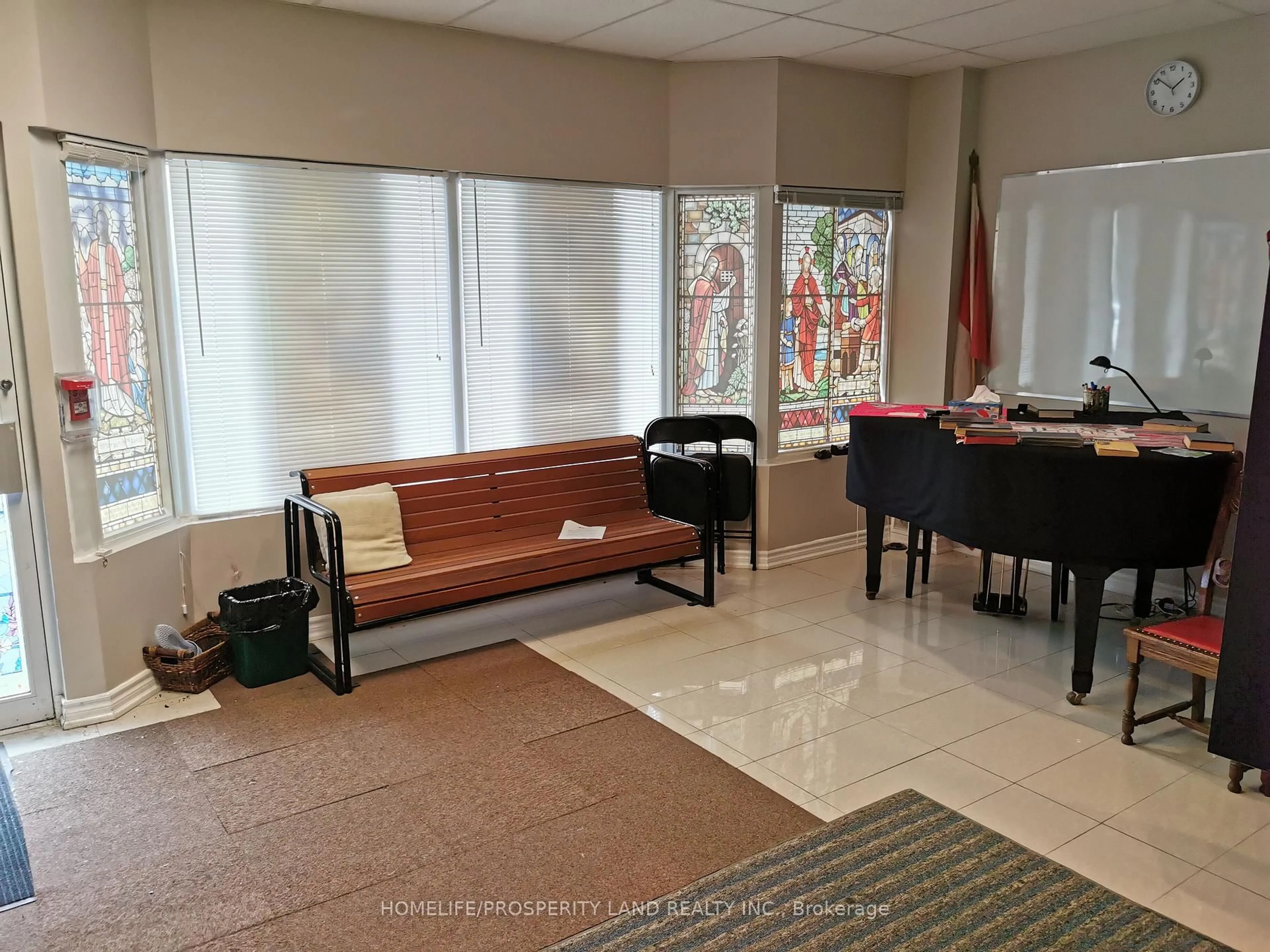 Lobby for 2351 Kennedy Rd #116, Toronto Ontario M1T 3G9