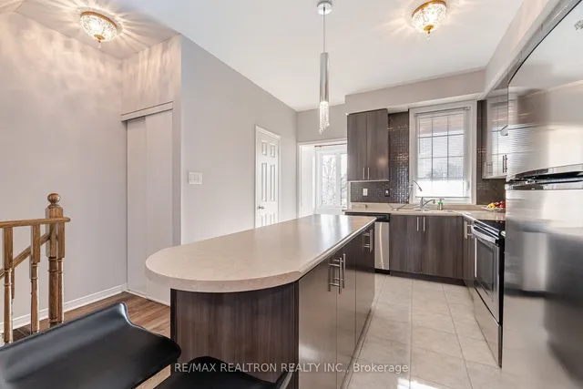 Additional property image - 4711 Kingston Rd Unit 11