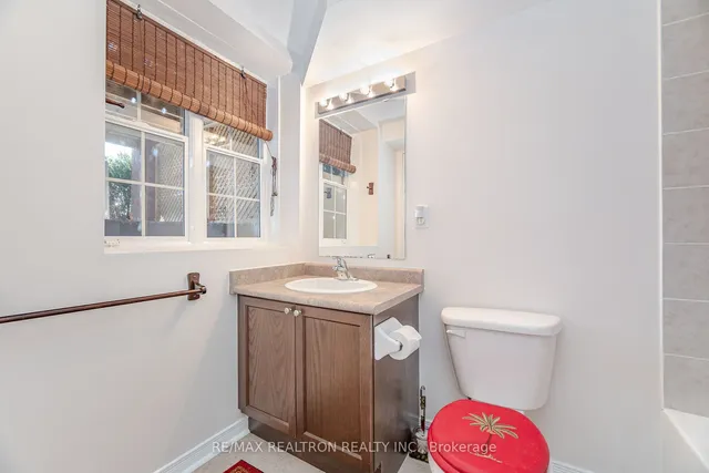 Additional property image - 4711 Kingston Rd Unit 11