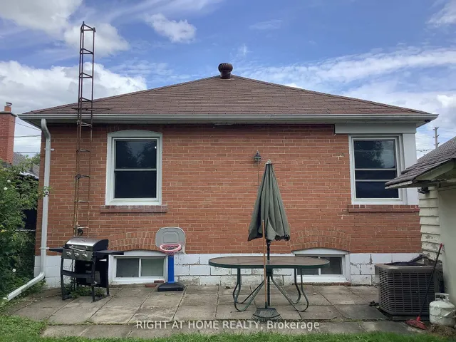Additional image 27 of 1226 Warden Ave