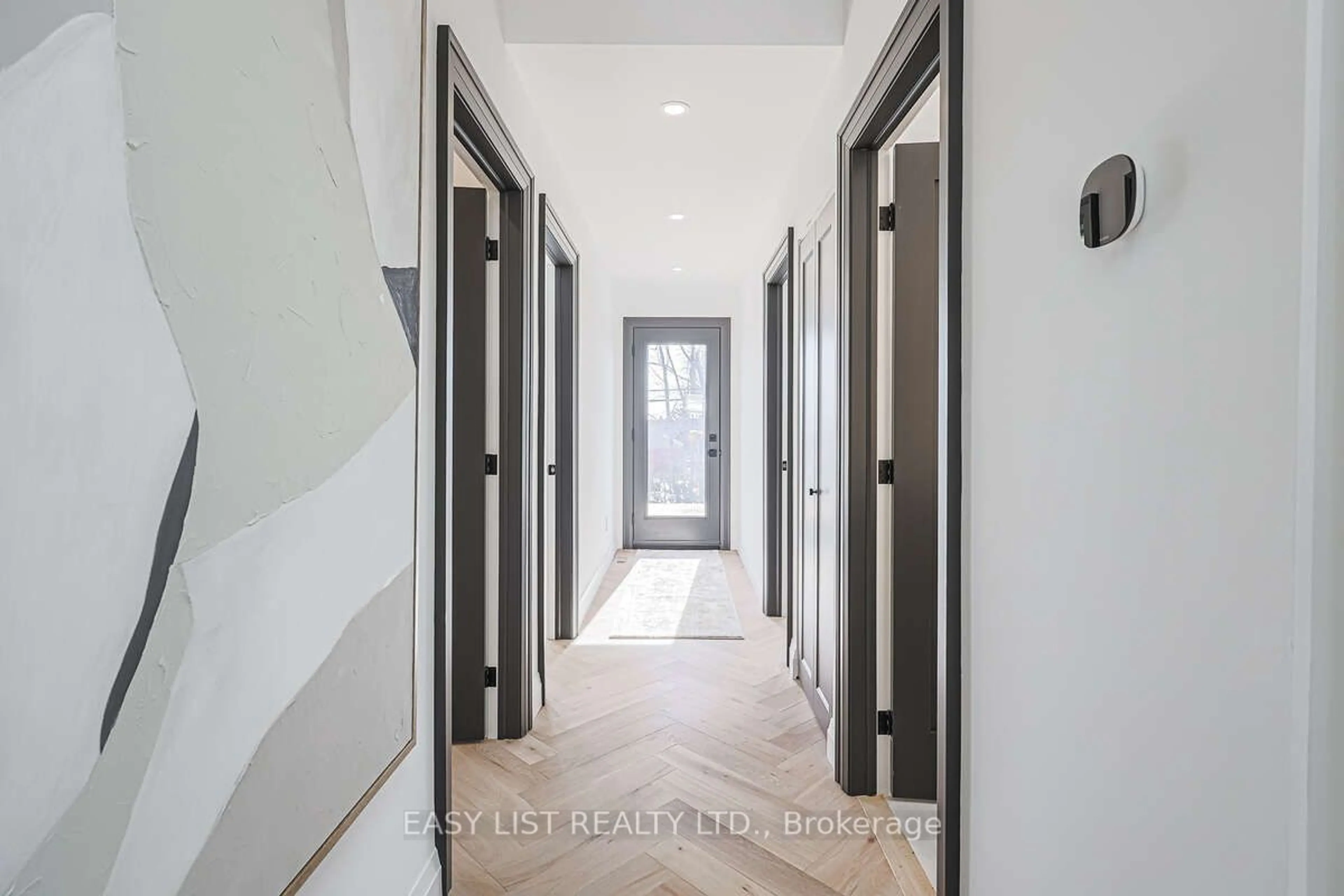 Indoor entryway for 78 Barrymore Rd, Toronto Ontario M1J 1W6