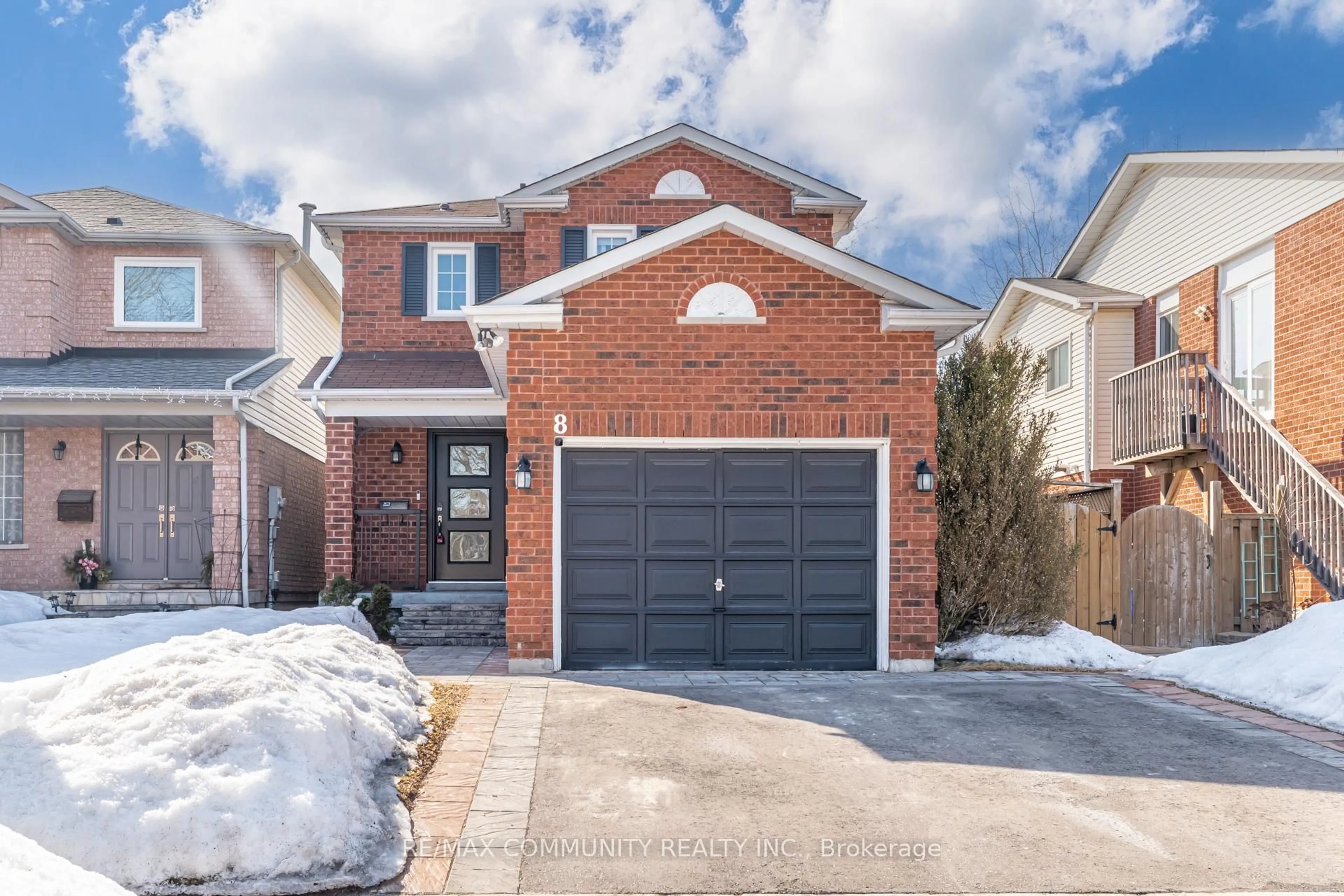 Home with brick exterior material, street for 8 Simnick Cres, Clarington Ontario L1E 2V8