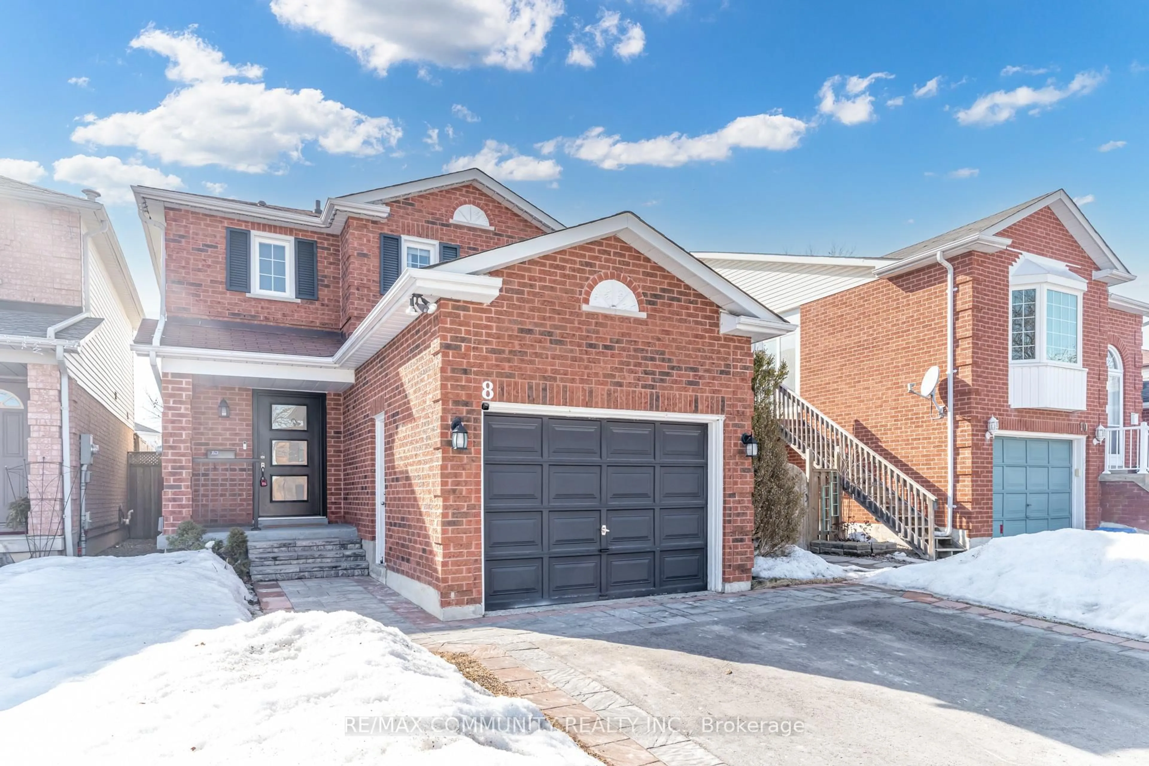 Home with brick exterior material, street for 8 Simnick Cres, Clarington Ontario L1E 2V8