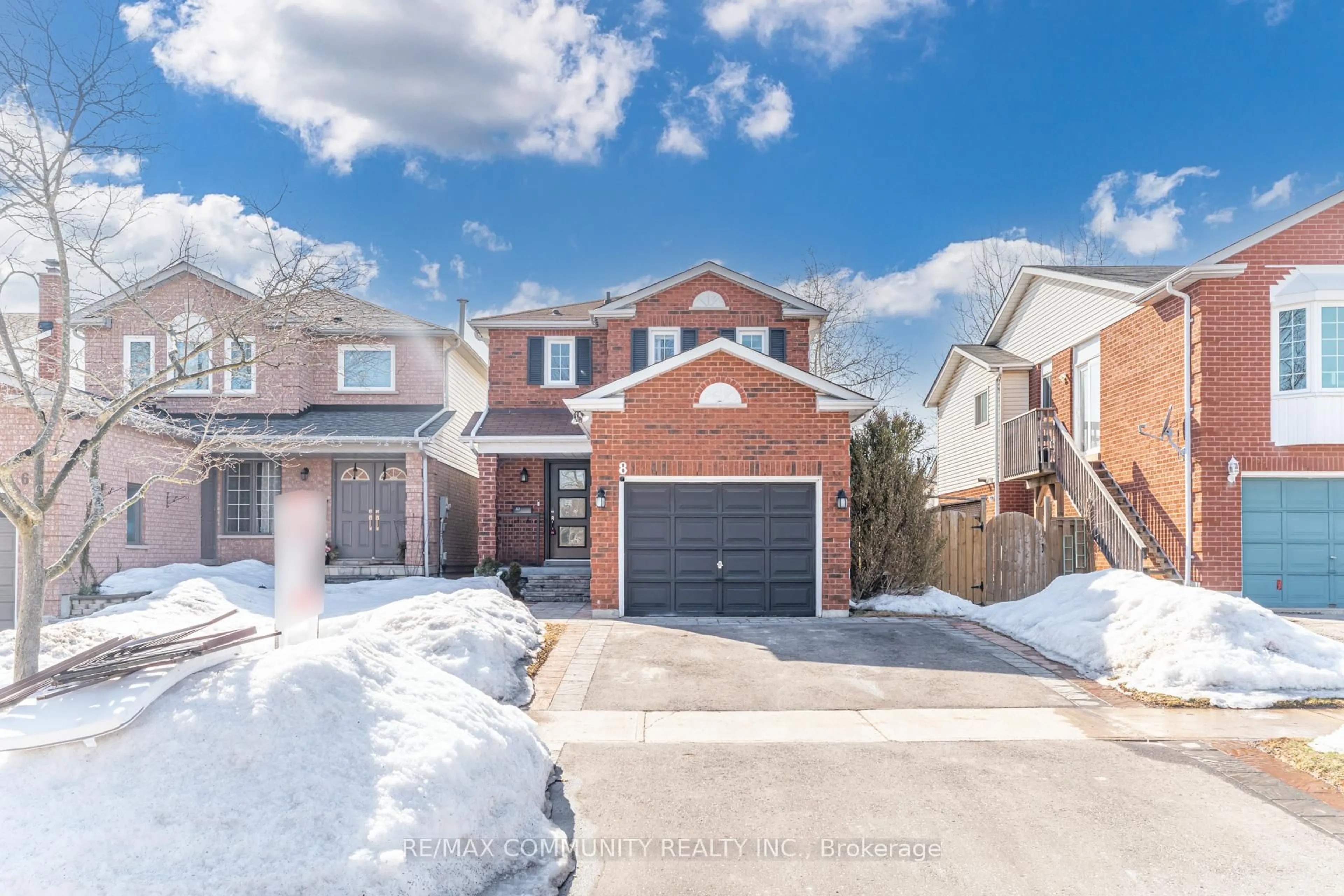 Home with brick exterior material, street for 8 Simnick Cres, Clarington Ontario L1E 2V8