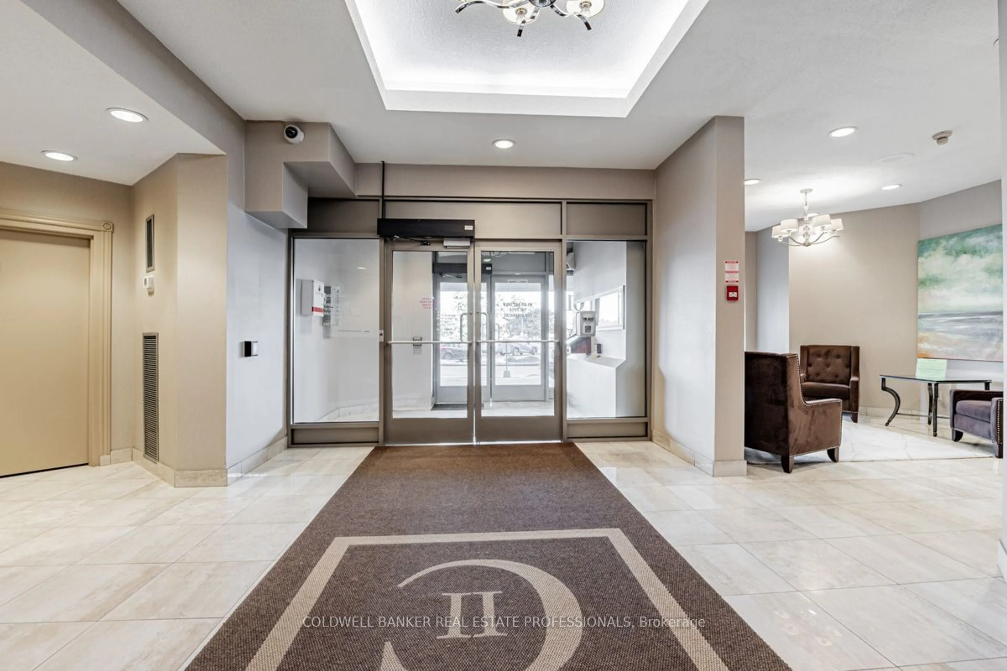 Indoor foyer for 10 Dean Park Rd #1019, Toronto Ontario M1B 3G8