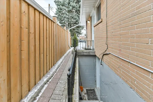 Additional property image - 12 Sundance Cres
