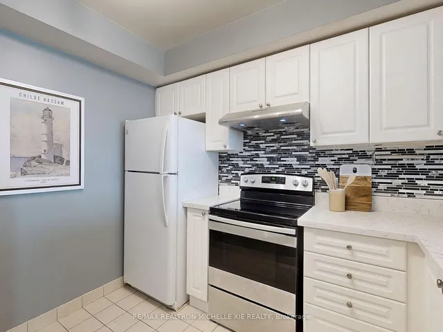 Additional property image - 8 LEE CENTRE Dr Unit 309