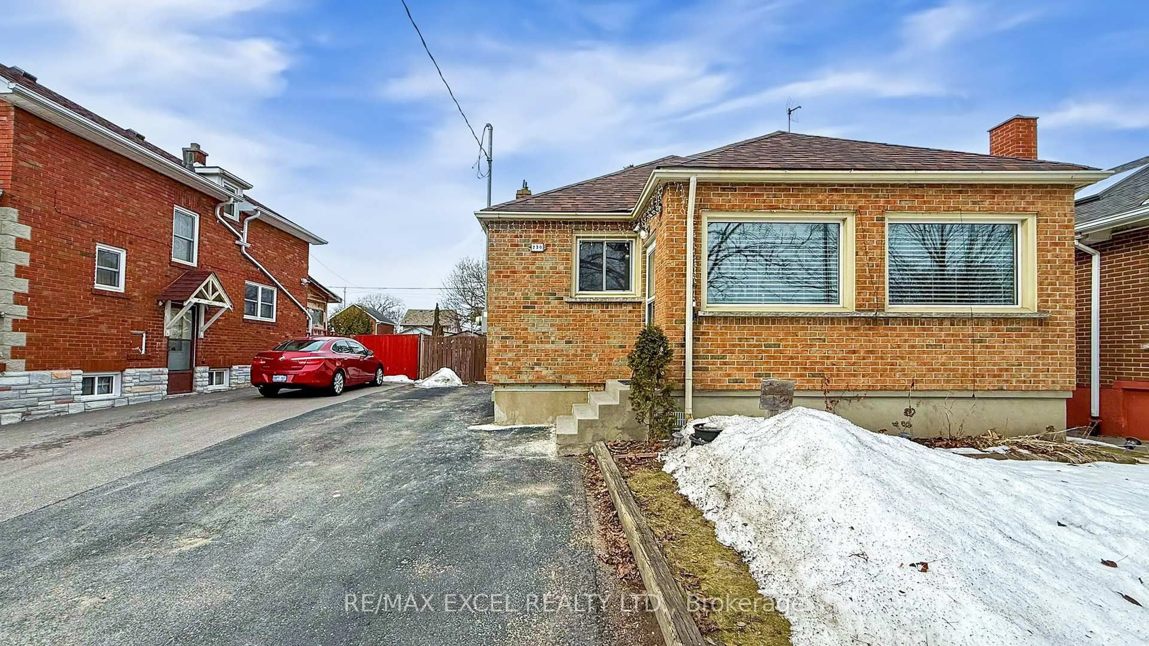 Home with brick exterior material, street for 230 Roxborough Ave, Oshawa Ontario L1G 5W9