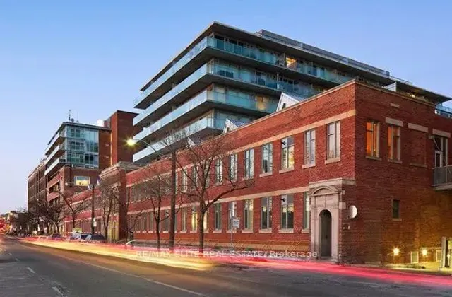 Additional property image - 201 Carlaw Ave Unit 412