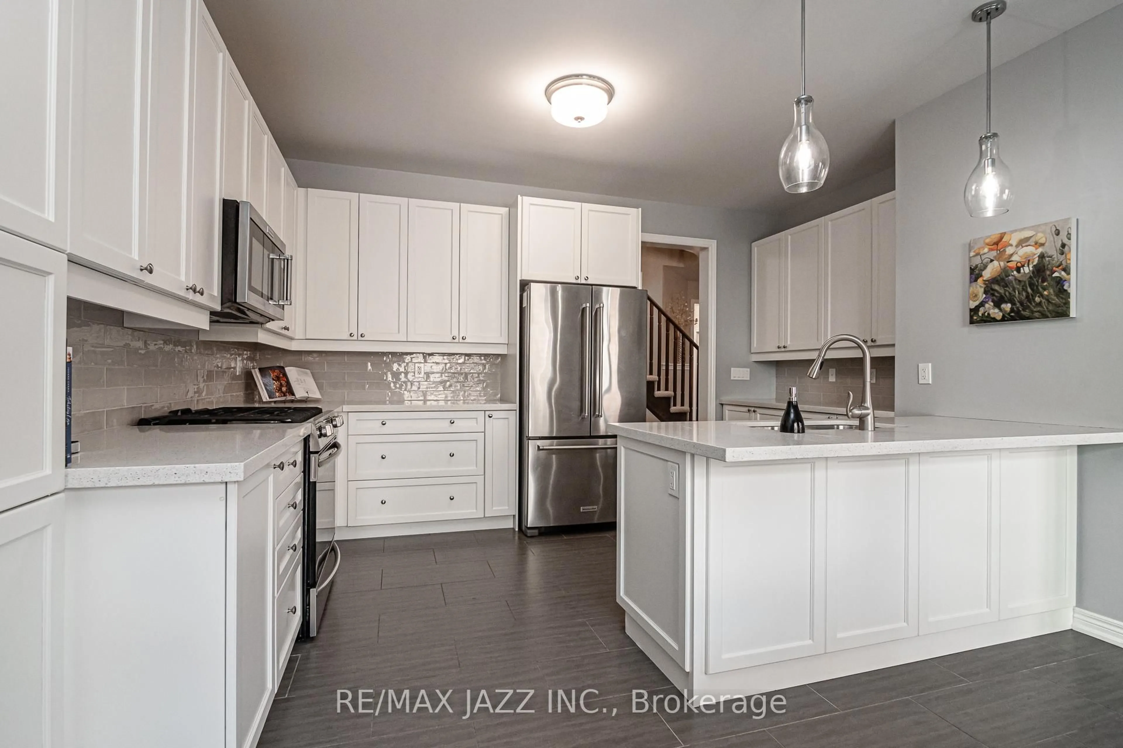 Open concept kitchen, ceramic/tile floor for 176 Dance Act Ave, Oshawa Ontario L1L 0H4