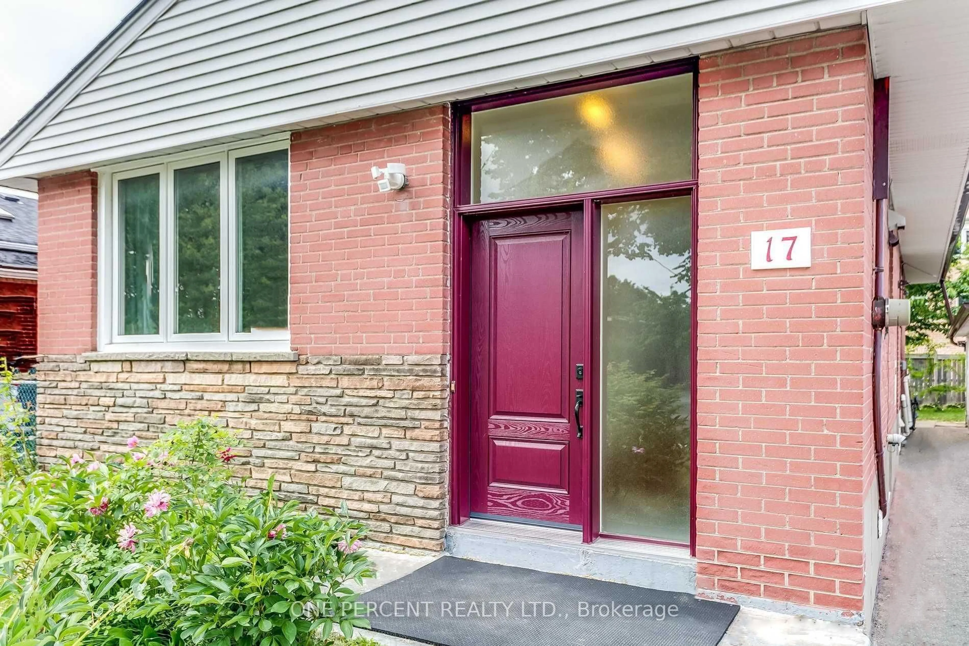 Home with brick exterior material, street for 17 Savarin St, Toronto Ontario M1J 1Z7