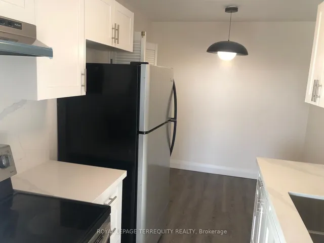 Additional property image - 2 Glamorgan Ave Unit 1005