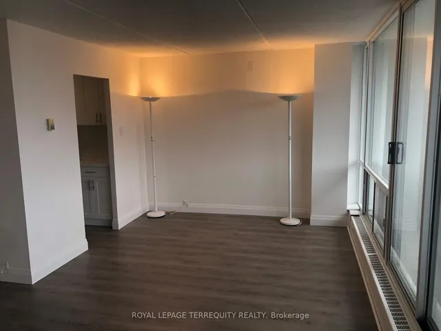 Additional property image - 2 Glamorgan Ave Unit 1005