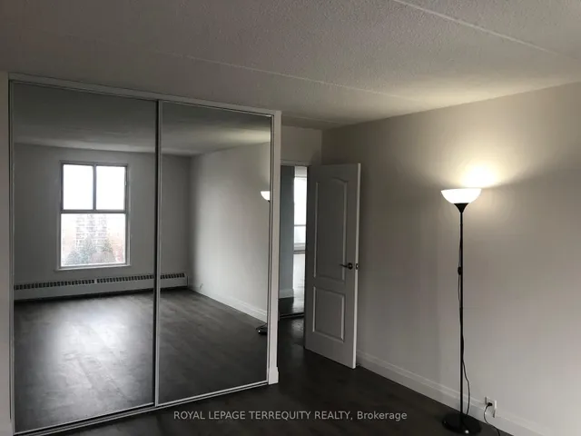 Additional property image - 2 Glamorgan Ave Unit 1005
