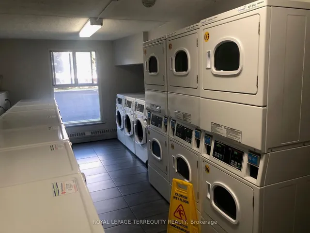 Additional property image - 2 Glamorgan Ave Unit 1005