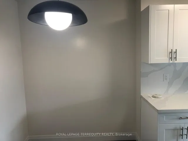 Additional property image - 2 Glamorgan Ave Unit 1005