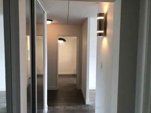 Additional property image - 2 Glamorgan Ave Unit 1005