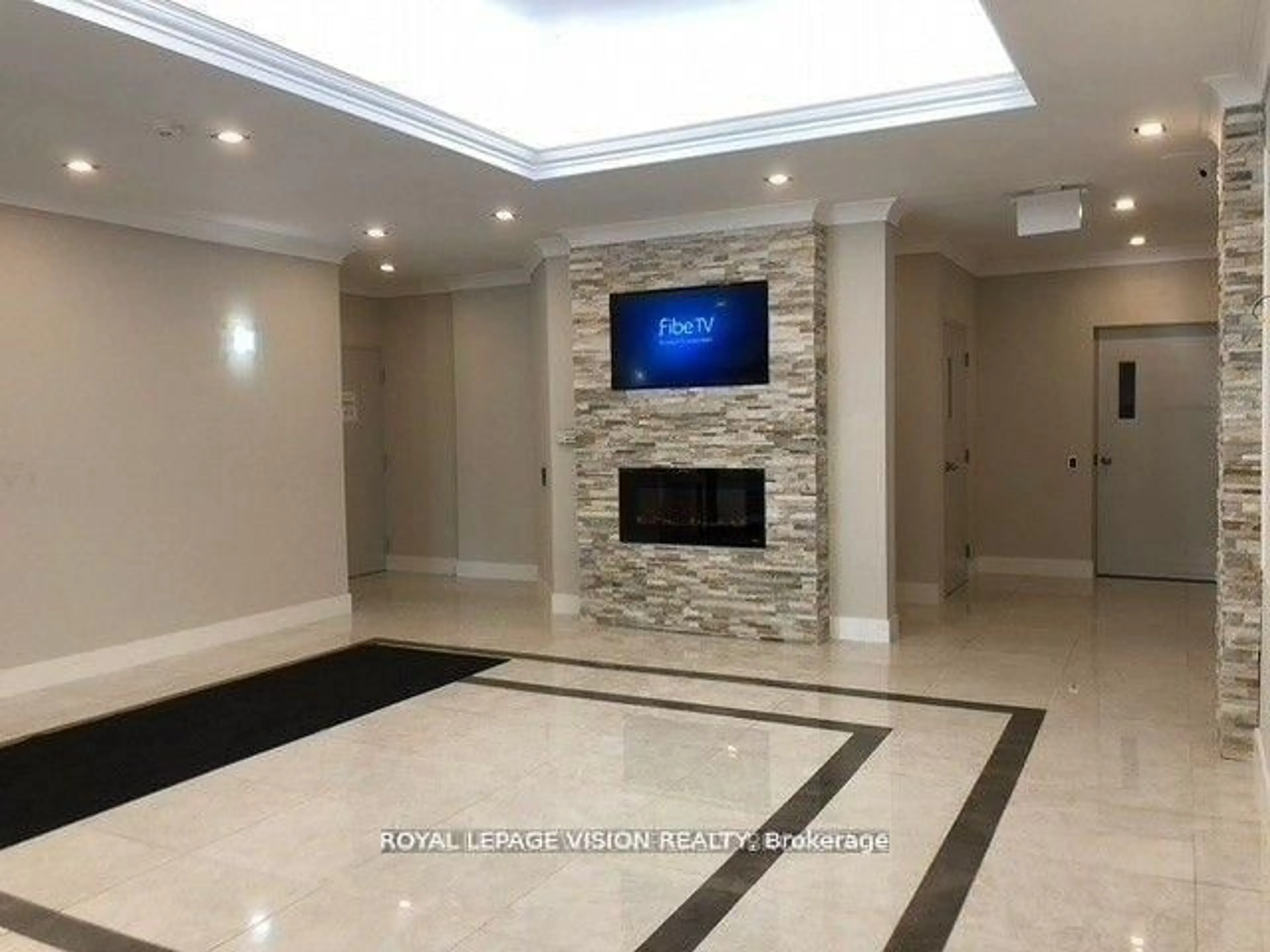 Indoor foyer for 8 Silverbell Grve #409, Toronto Ontario M1B 4Z3