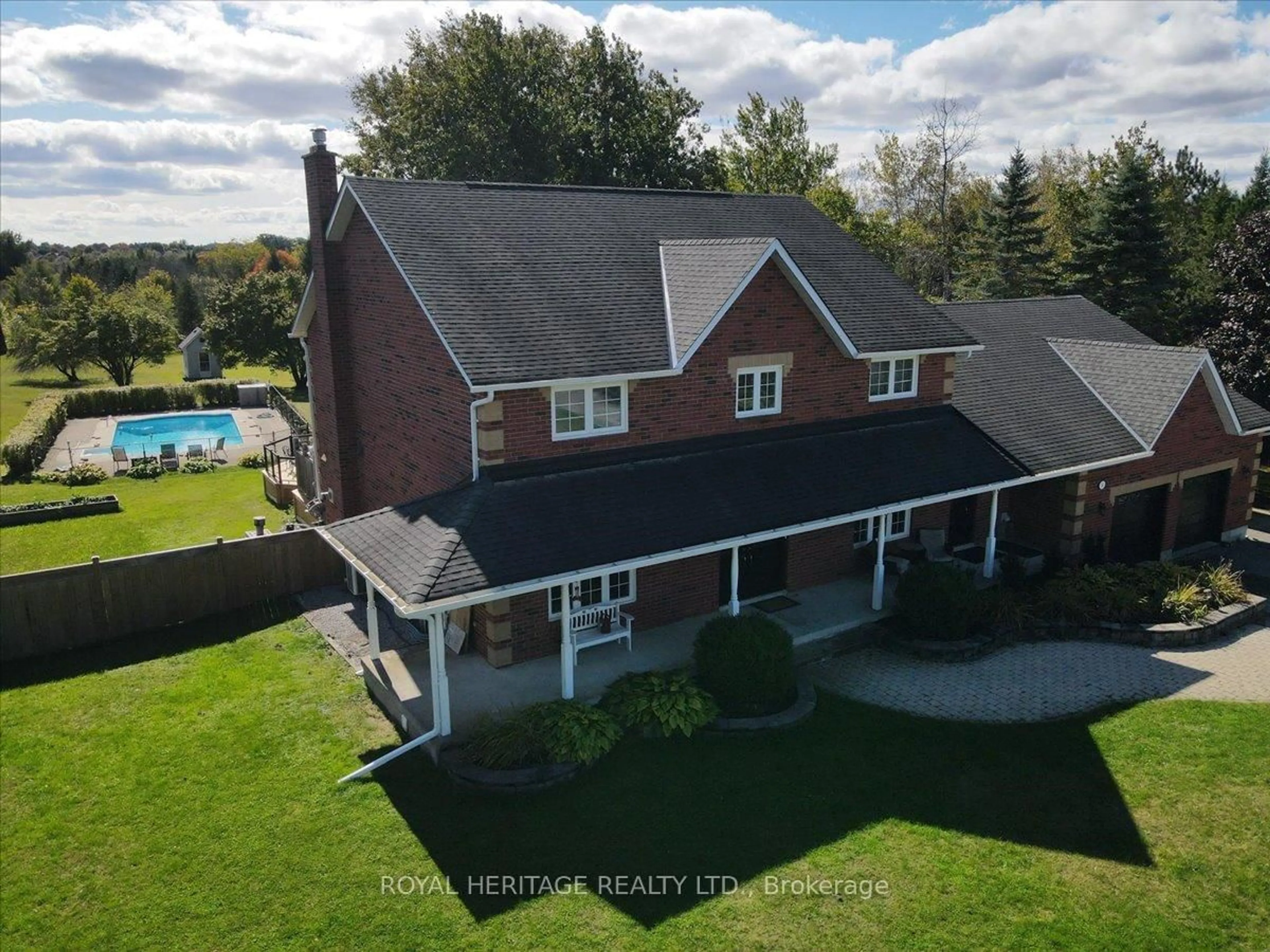 A pic from outside/outdoor area/front of a property/back of a property/a pic from drone, water/lake/river/ocean view for 16 Stone Sound N/A, Scugog Ontario L1W 3T7