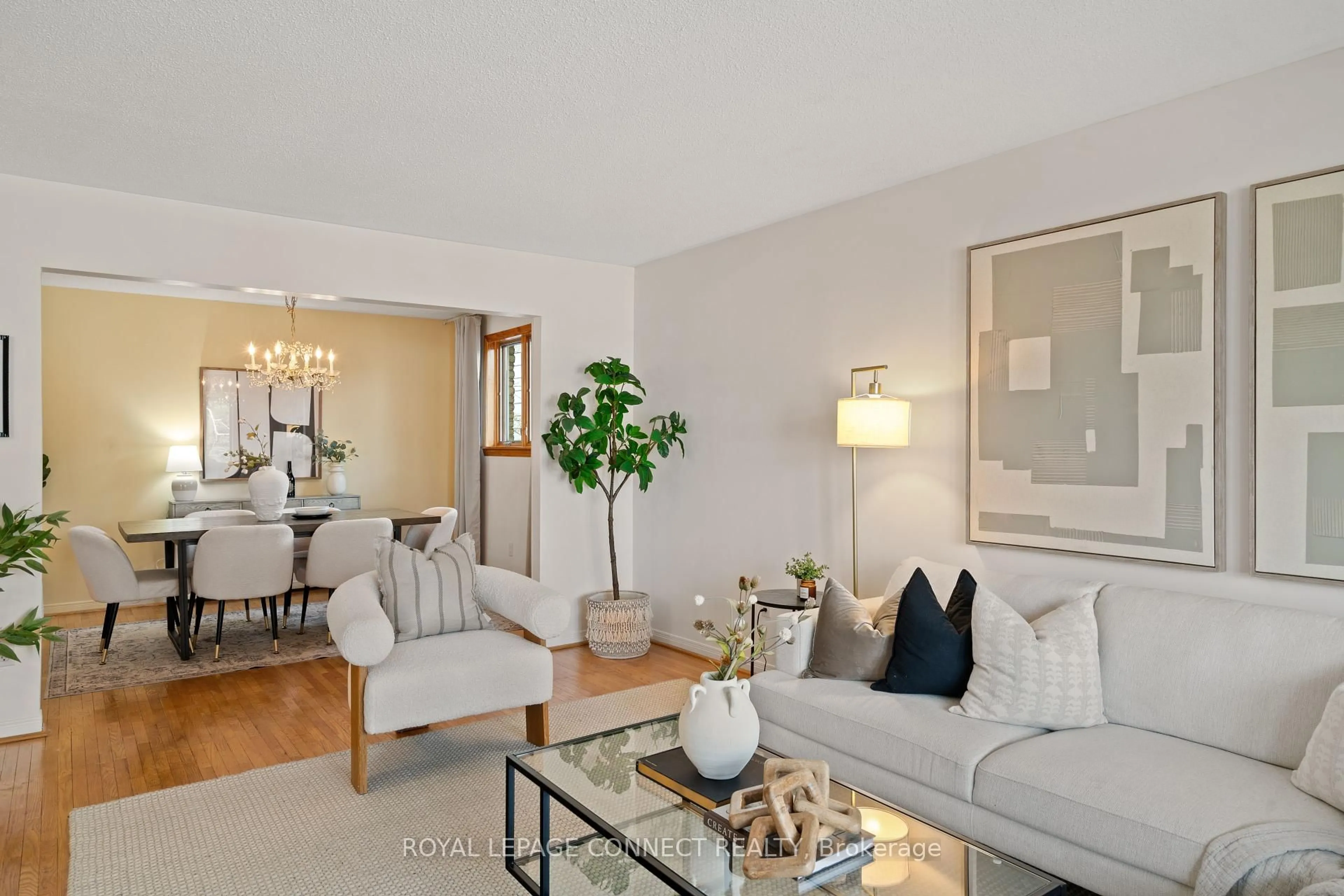 Living room with furniture, unknown for 103 Briarscross Blvd, Toronto Ontario M1S 3K6