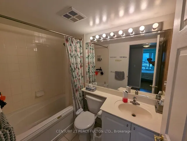 Additional property image - 11 Lee Centre Dr Unit 1210