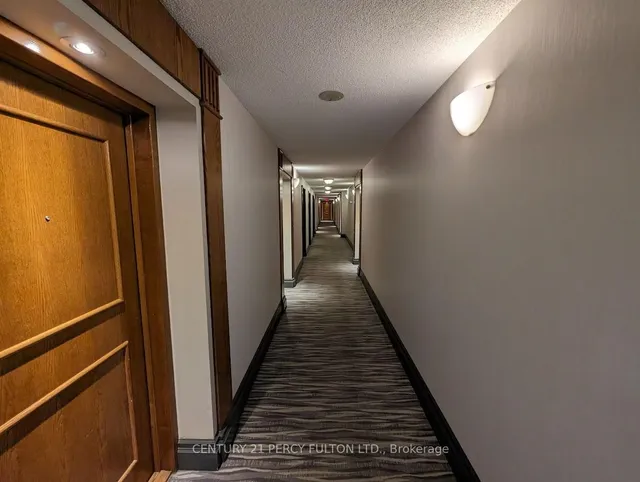 Additional property image - 11 Lee Centre Dr Unit 1210